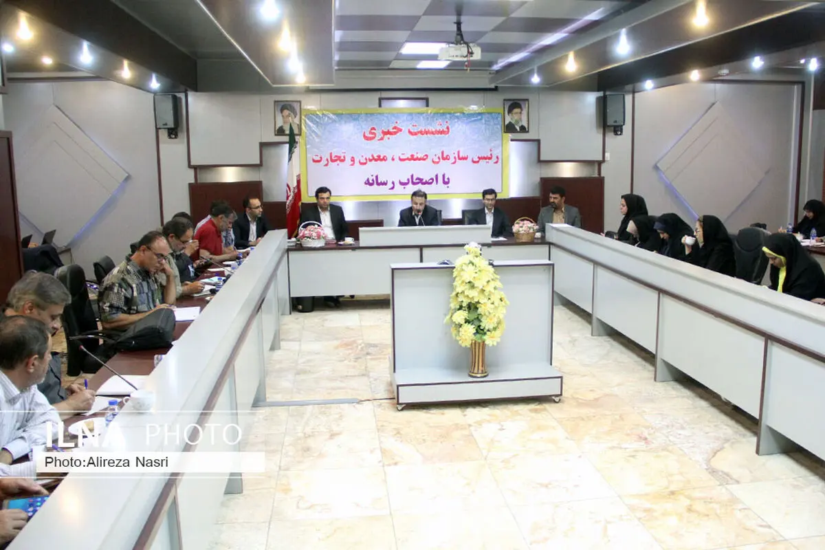 کسب رتبه پنجم کشوری، در میزان پرداخت تسهیلات/ تلاش برای رفع مشکلات واحدهای تولیدی