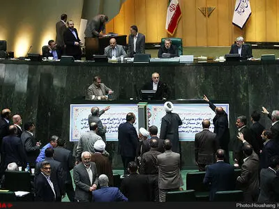 از محافظت برای جلوگیری هجوم به صالحی تا تهدید با سیمان+عکس