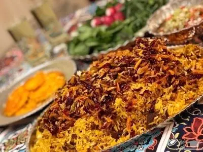 تازه عروس‌ها با این پلو هنرتان را به رخ بکشید