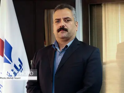 در آرزوی یک سقف/ برج‌هایی که با دستان زحمتکشِ کارگران سر به آسمان می‌سایند