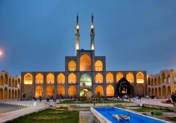 شناسایی ۴۰۰ مجموعه استیجاری غیرمجاز در ایام کرونایی یزد/ عدم حضور گردشگران، معتادان را به بافت تاریخی یزد بازگرداند/ بهار ۹۹ یزد با ۲۰ گردشگر خارجی و ۳۰۰ گردشگر داخلی!/ اقتصاد شیراز، اصفهان و یزد با گردشگری گره خورده است