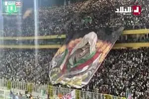 اهتزاز تصویر «یحیی سنوار» در ورزشگاه مقدماتی جام جهانی