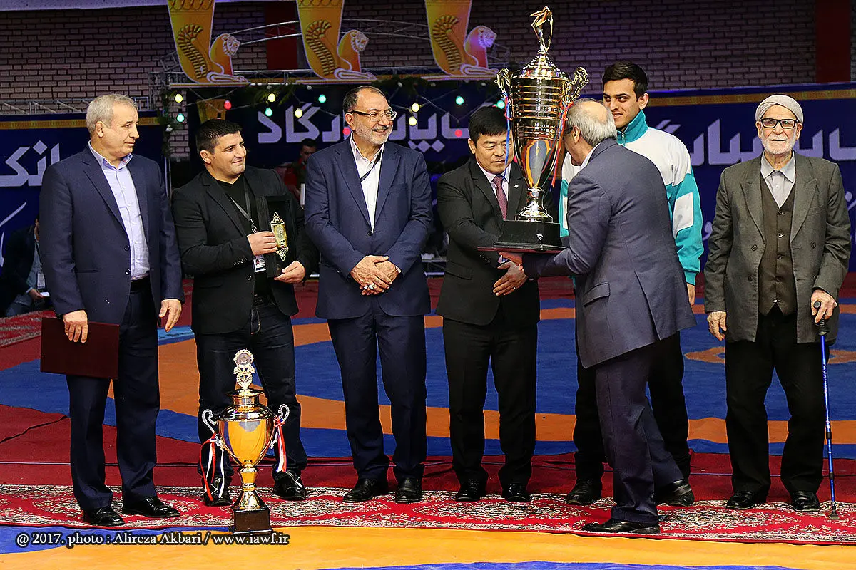 قهرمانی تیم خراسان رضوی در کشتی پهلوانی