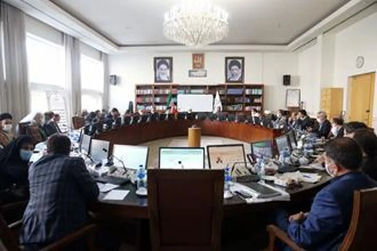 بررسی وضعیت بازار بورس در کمیسیون اصل ۹۰ 