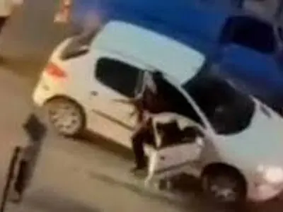 لحظه دستگیری فرد کلاش بدست در نزاع چالوس /فیلم