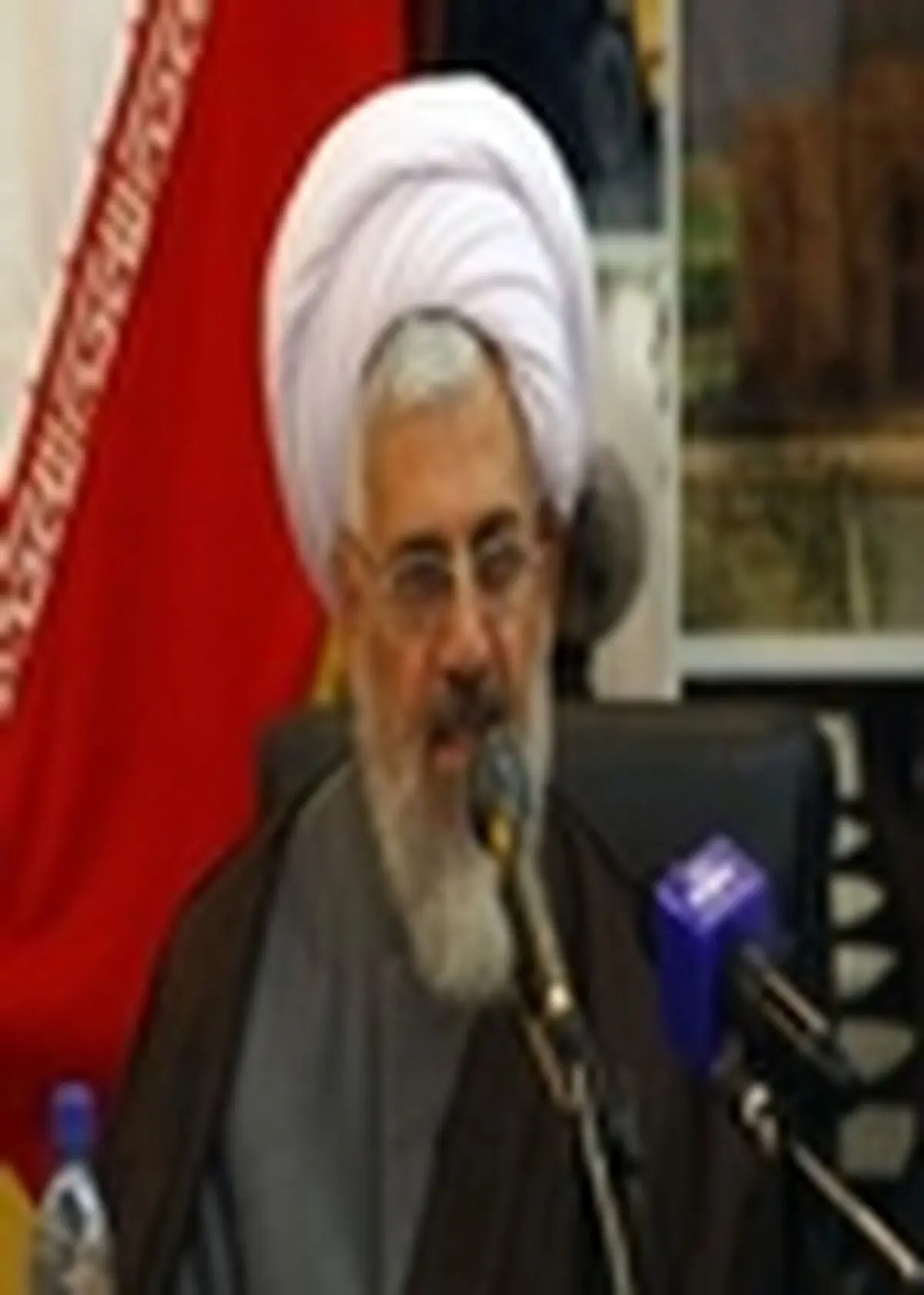 تربیت نیروی متعهد و دانشمند رسالت اصلی معلمان است