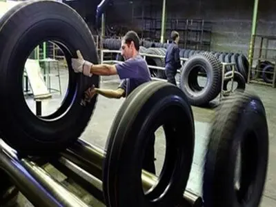 تدشین مصنع وخط إنتاج إطارات للآلیات العسکریة فی ایران
