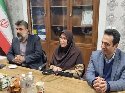 خانه مطبوعات ساماندهی دفاتر نمایندگی نشریات سراسری را از سطح ملی پیگیری کند