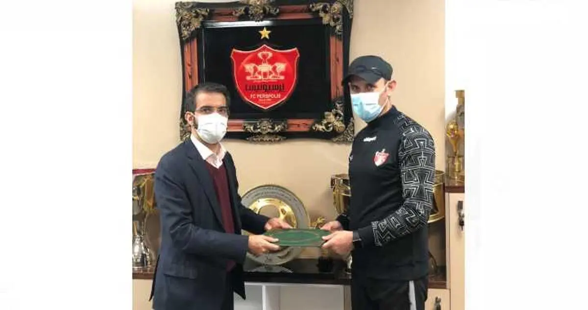 قرارداد گل محمدی با پرسپولیس تمدید شد