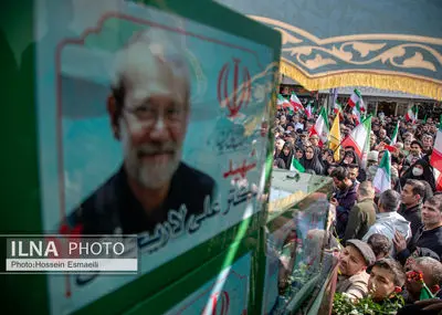 مراسم تشییع پیکر مطهر شهدای ناوشکن دنا / 2