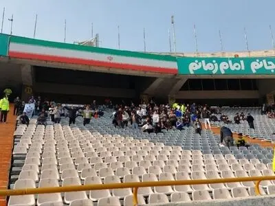 ویدیو: حال و هوای هواداران ملوان پیش از بازی استقلال