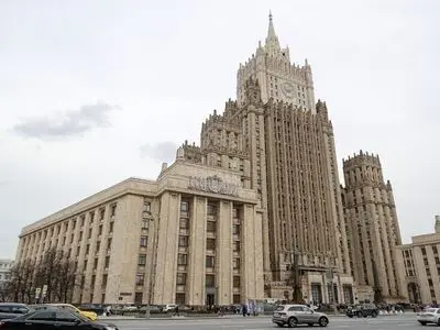 ماکرون می‌تواند رسما درخواست دیدار با پوتین را بدهد