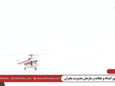 تصاویری از مانور تیم امداد و نجات هلال احمر به همراه بالگرد و سگ‌های تجسس