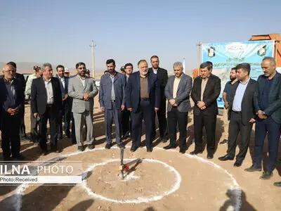 کلنگ کانال‌های شبکه آبیاری سد نهب تاکستان به زمین زده شد