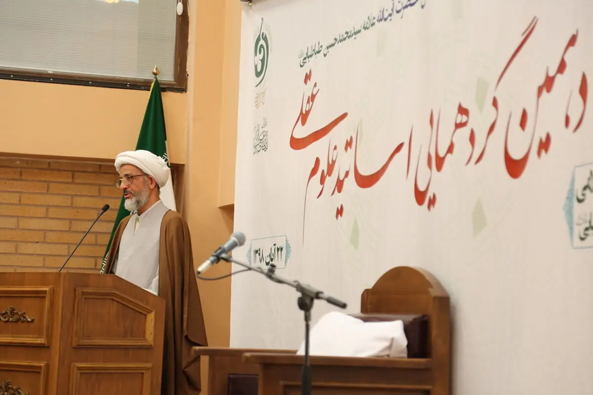 پیامبر و امامان در هیچ کجا به جز قرآن تمسک نکرده است