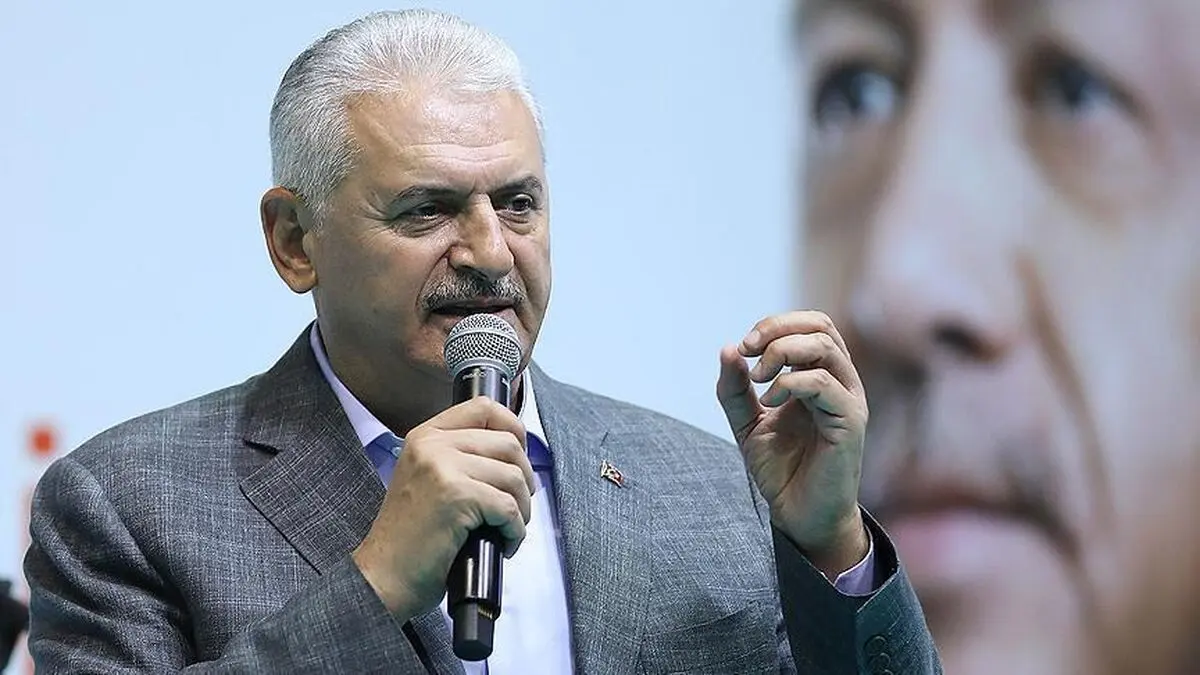 مقامات اقلیم کردستان با آتش بازی کردند/ همراه با ایران و عراق به صورت هماهنگ عمل می‌کنیم