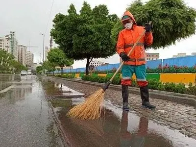 پاکبانان بابل: کارگری که شب تا صبح شهر را جارو می‌کند، نباید برای گرفتن حقوقش دنبال پیمانکار بدود