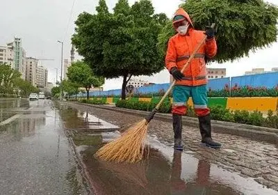 پاکبانان بابل: کارگری که شب تا صبح شهر را جارو می‌کند، نباید برای گرفتن حقوقش دنبال پیمانکار بدود