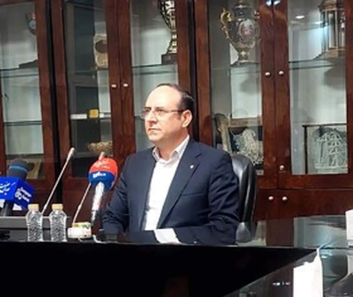 اسناد بین‌المللی به‌طور صریح از حقوق کشورها و غیرنظامیان حمایت می کند