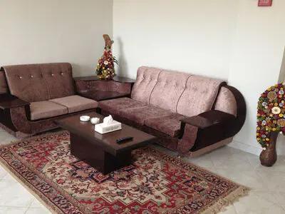 خانم‌ها منعی برای اقامت مجردی ندارند