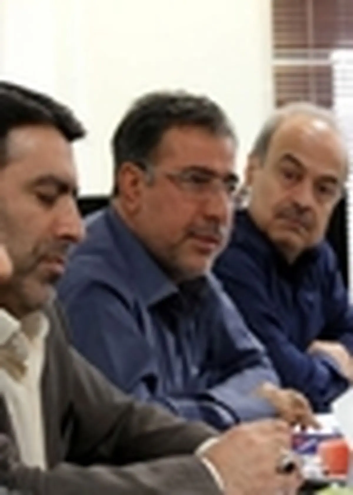 احتمال ماندن تیموریان ۵۰-۵۰ است / استقلال لیست مازاد ندارد