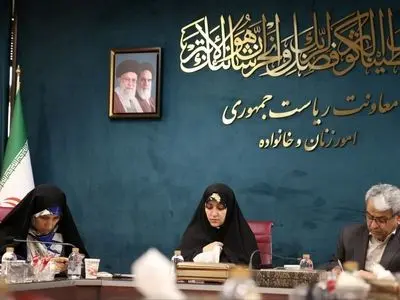 بررسی مسئولیت دولت در معیشت و بازسازی اجتماعی و نقش کلیدی زنان در پساجنگ