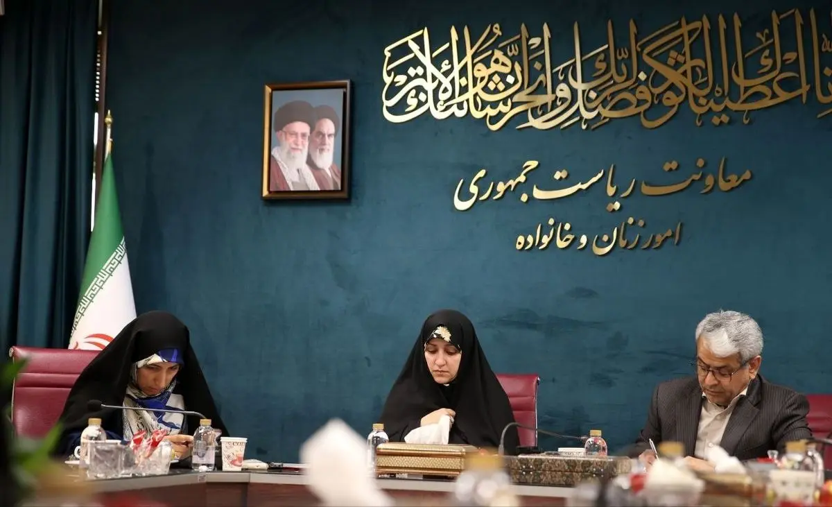 بررسی مسئولیت دولت در معیشت و بازسازی اجتماعی و نقش کلیدی زنان در پساجنگ