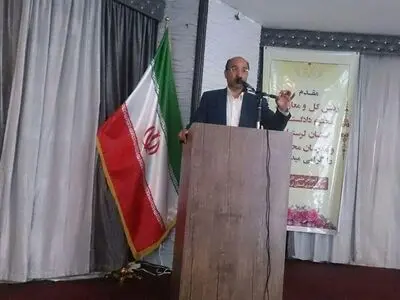 نیمی از پدران معنوی دانش‌آموزان زیر خط فقر زندگی می‌کنند