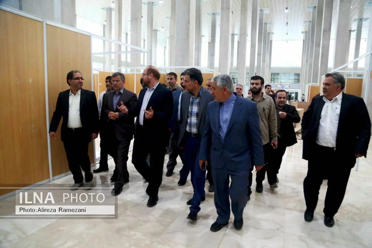 بازدید وزیر ارشاد و شهردار تهران از شهر آفتاب