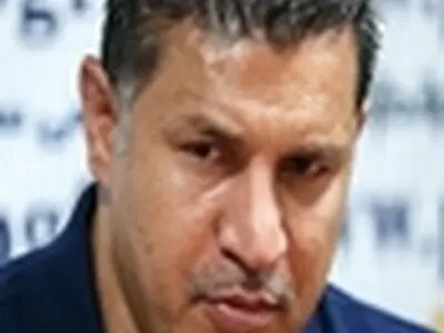 دایی: ۳ ماه محرومیت برای صادقیان زیاد است / بازی با فولاد بدترین روز مربیگری ام بود