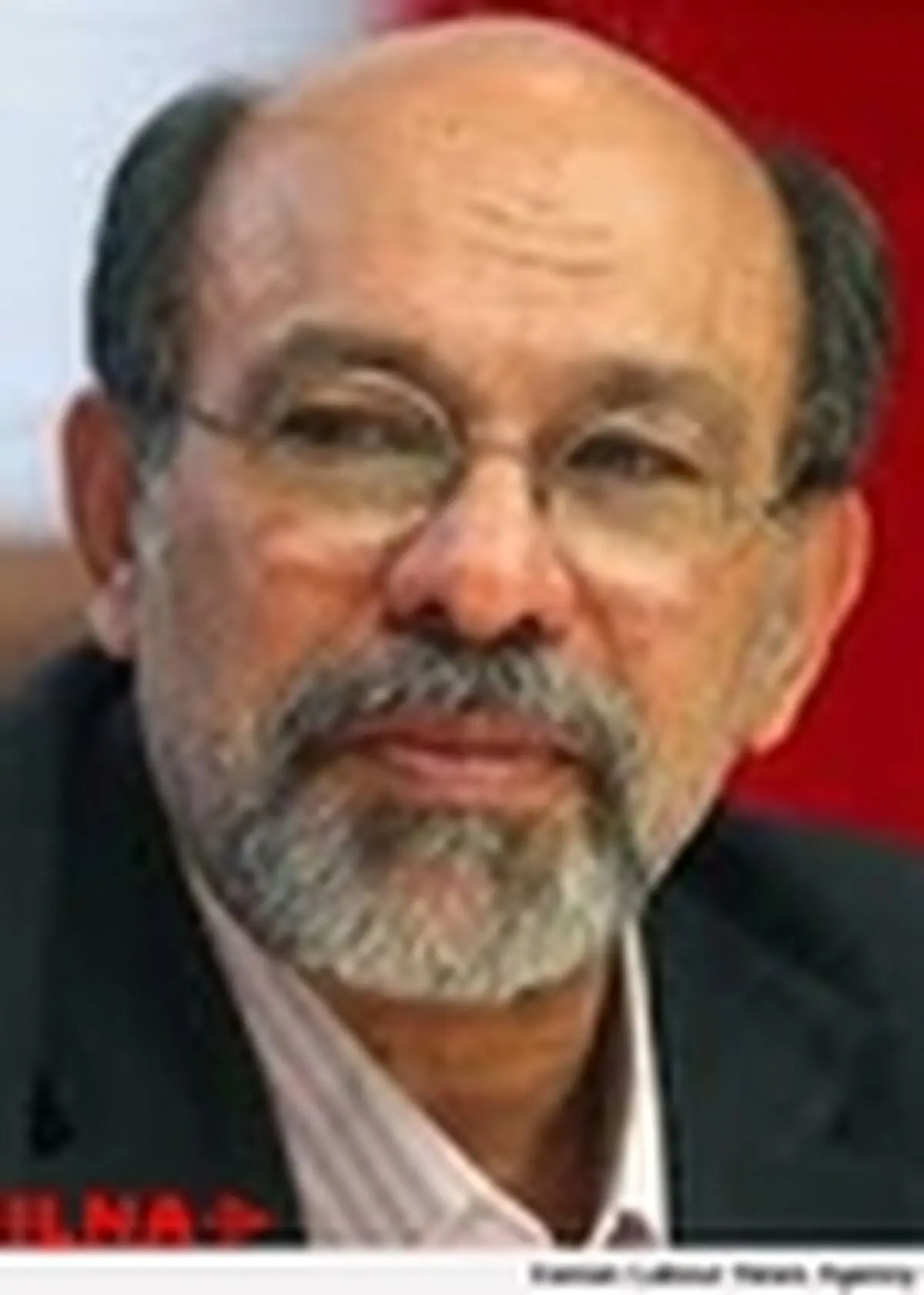 منابع مالی دانشگاه آزاد به سه بانک سپرده می‌شود