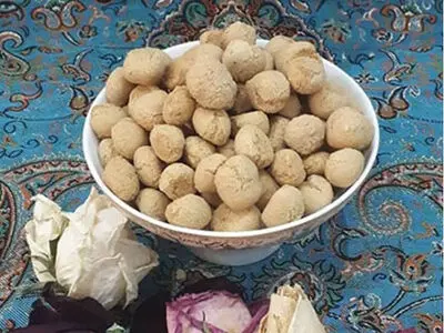 دستور تهیه شیرینی حاجی بادام