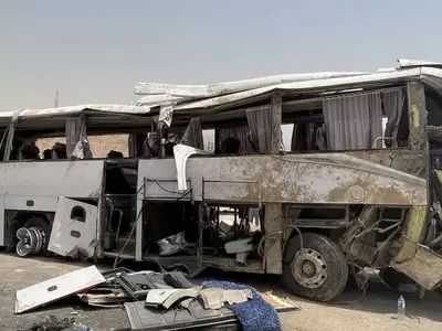 واژگونی اتوبوس کارکنان مجتمع گاز پارس جنوبی