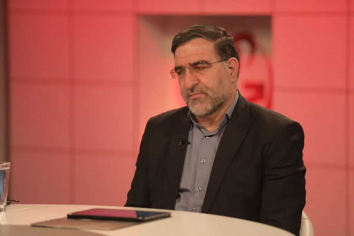 منتظر ترمیم کابینه از سوی رئیس‌جمهور هستیم/ لازم است ۳-۴ وزیر، یک معاون و چند استاندار تغییر کنند