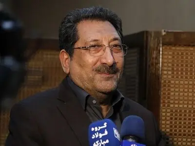 
دستور رئیس‌جمهور برای رفع موانع تولید و ترخیص مواد اولیه از بنادر
