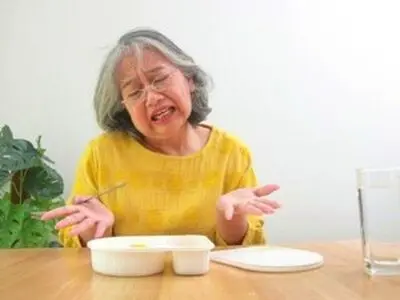 عوارض خوردن غذای تکراری و نداشتن تنوع در غذا