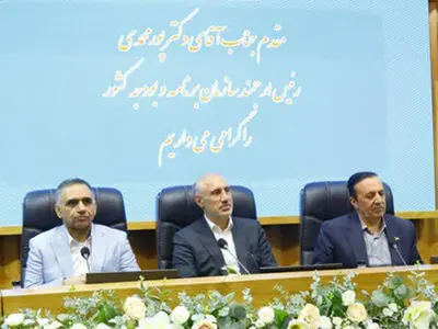 سرکوب قیمت خودرو شرایط را برای خودروساز و قطعه‌ساز مشکل کرده است