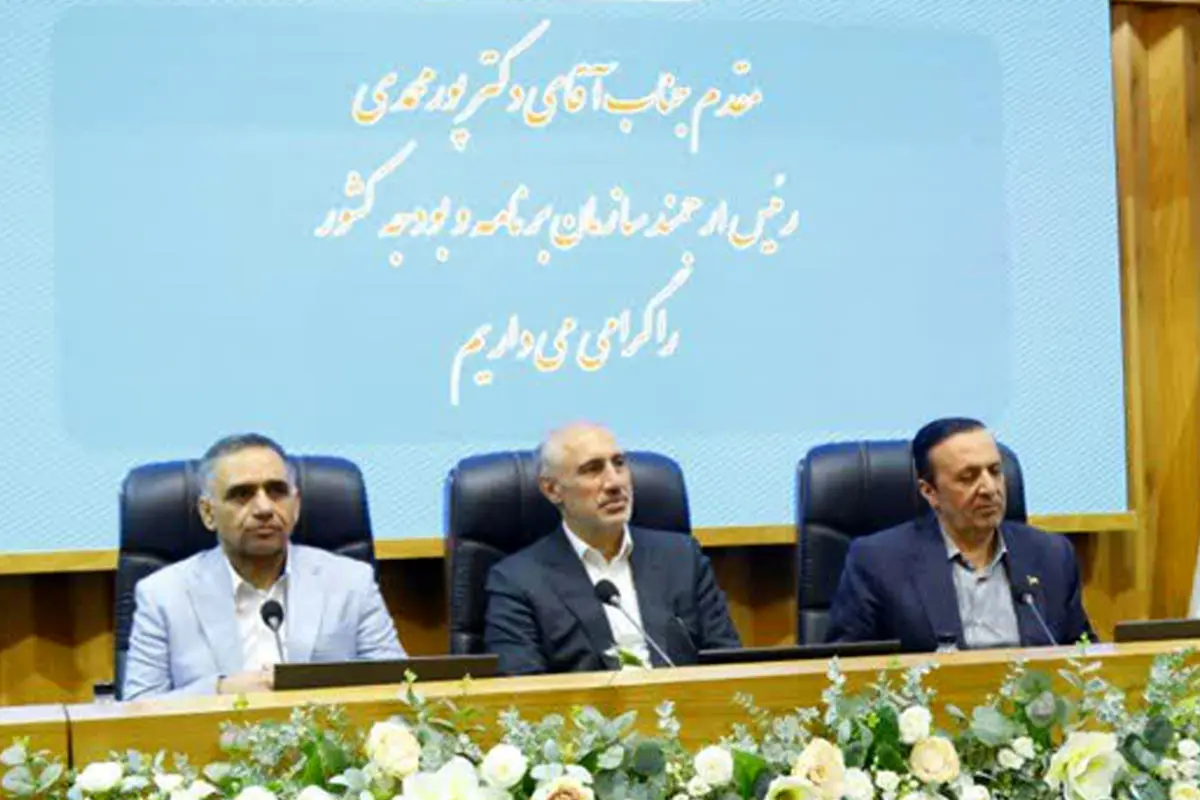 سرکوب قیمت خودرو شرایط را برای خودروساز و قطعه‌ساز مشکل کرده است