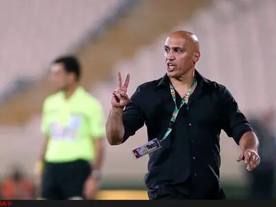 منصوریان: ماهی را هر وقت از آب بگیری تازه است/ پا پس نمی‌کشم