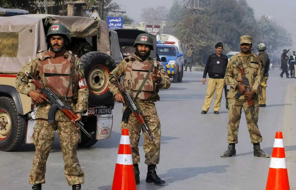 حمله شورشیان در پاکستان ۱۲ کشته برجای گذاشت