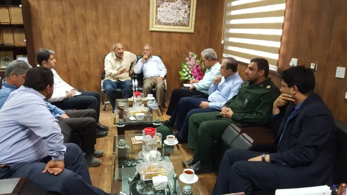 نشست سرپرست فرمانداری حمیدیه با خیرین اصناف فرش تهران