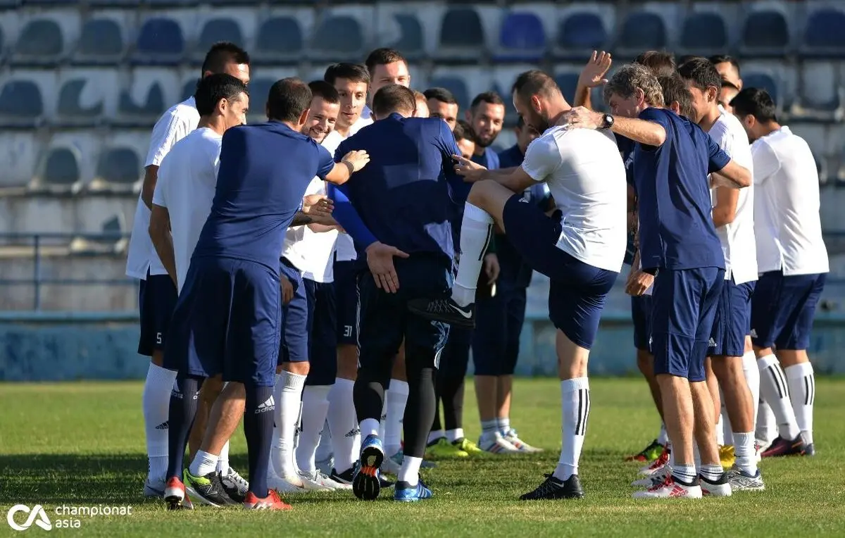 رونمایی از پوستر بازی ازبکستان و ایران در حضور قاتل پرسپولیس(عکس)