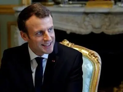 Macron calls for Iran to reduce its nuclear stockpile