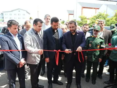 همکاری نهاد دانشگاه و صنعت با محوریت مناطق آزاد گامی در اجرای سیاست های کلی اقتصاد مقاومتی است