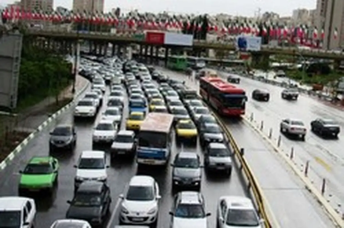 ترافیک در ورودی کلانشهرها به ویژه تهران