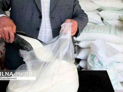 پنج هزار کیلوگرم شکر تنظیم بازار در آوج توزیع شد