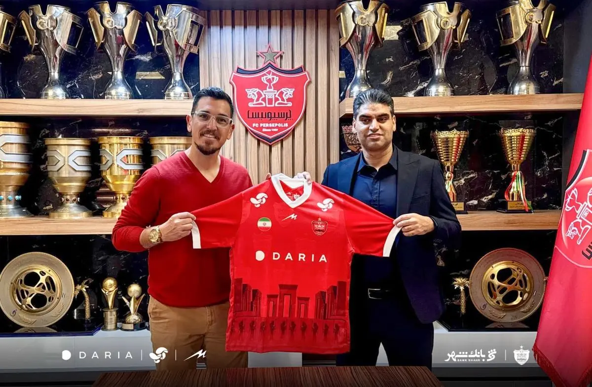 والیم با پرسپولیس قرارداد بست