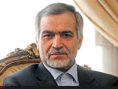 حسین فریدون از نقویان عیادت کرد