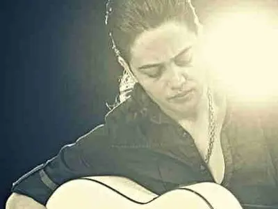 امین بانی , خواننده سریال شهرزاد و فیلم شبی که ماه کامل شد 