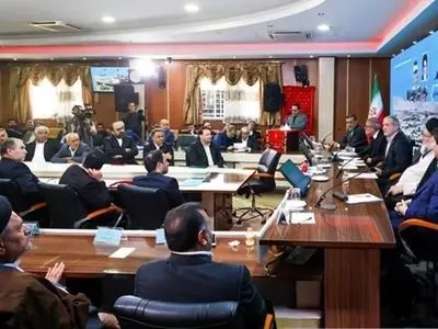 انعقاد تفاهم نامه مجتمع تولید شیشه در گچساران با مشارکت مؤثر بانک سپه